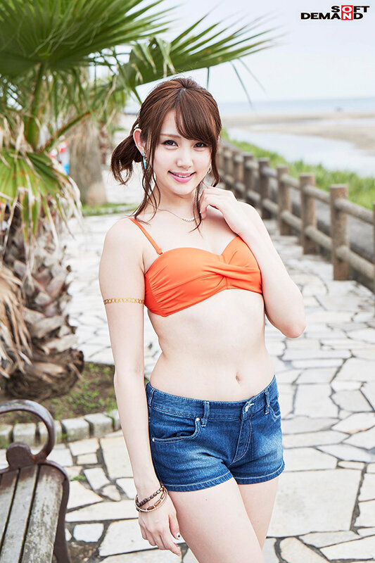 【マジックミラー号25周年記念作品】 海水浴場で見つけた夏休み中の友達同士の男女が「素股マッサージ」体験 初めて触れ合うチ○ポとマ○コは火が付いて、そのまま生挿入中出し！6名＋8名の総集編付き2枚組8時間 15枚目