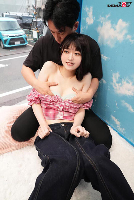 2023夏【オフショル女子限定】初めてのDEEP乳揉み!恥ずかしいけど吐息を漏らしちゃうおっぱい敏感娘は生ち○ぽだって受け入れちゃう??鎖骨の綺麗な素人娘6名収録 9枚目