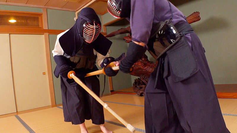 一般男女モニタリングAV 格闘技女子大生vsセクハラレ●プ魔［柔道/少林寺拳法/剣道］勝てば100万円！負けたら即ハメ中出し！ルール無用のセクハラ攻撃に立ち向かえ！白熱の真剣3本勝負！ 6枚目